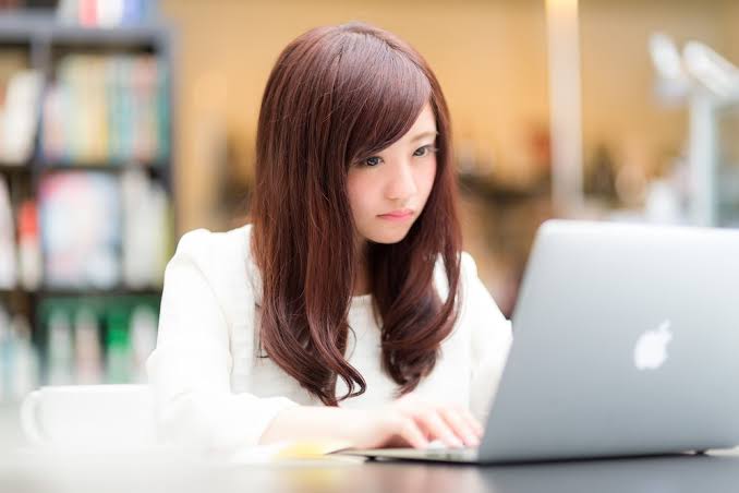 RESOREINE リソレーヌサプリ 公式サイト 口コミ 胸 大くなる 効果